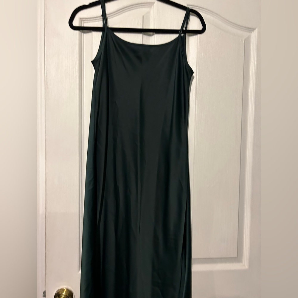 HOUSE OF HARLOW Forest Green Satin Midi Slip holiday Dress, size small - Picture 7 of 13